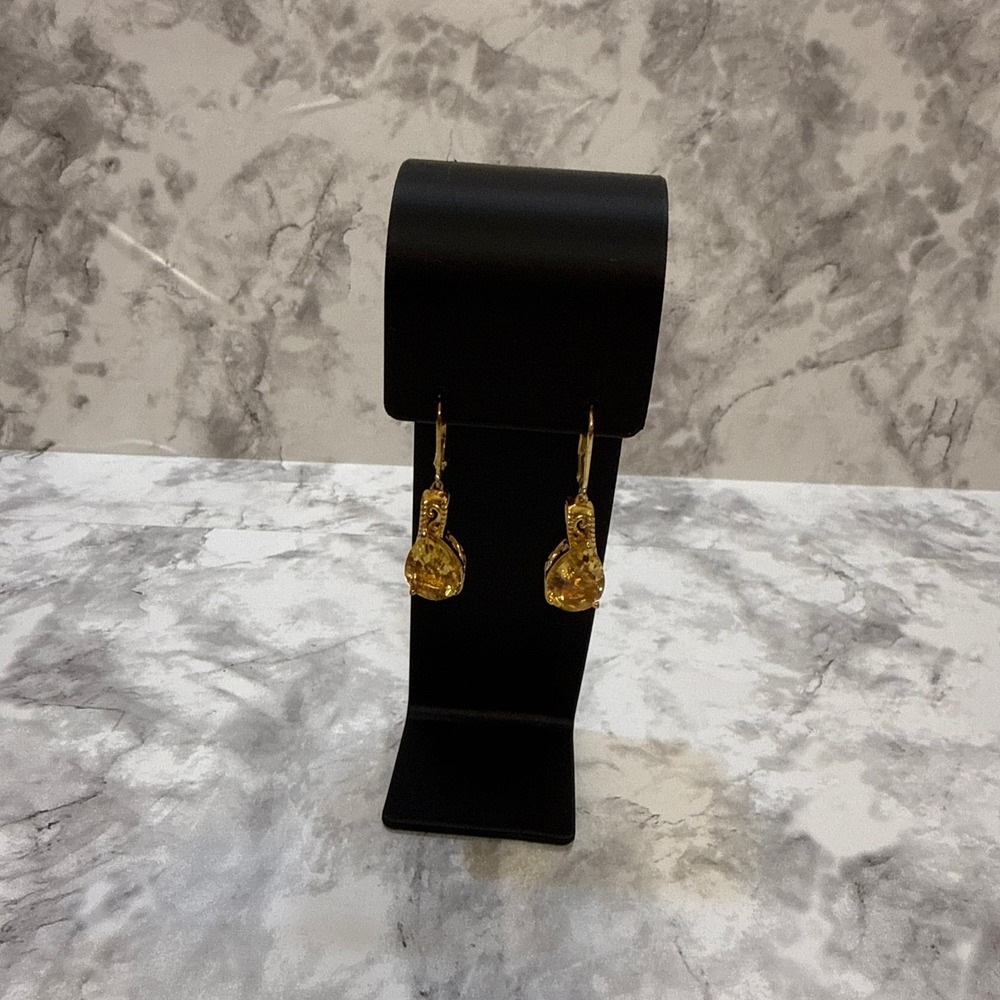 14K Yellow Gold Pear Cut Citrine Briolette Dangle Leverback Earrings‎